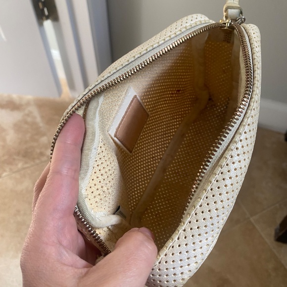 Clare V Cream Perf Midi Sac - Picture 4 of 5